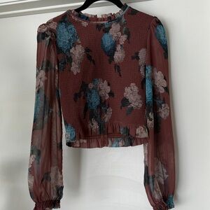 Aritzia Floral Smocked Long-Sleeve Top - Dusty Rose with Blue Flowers, size S